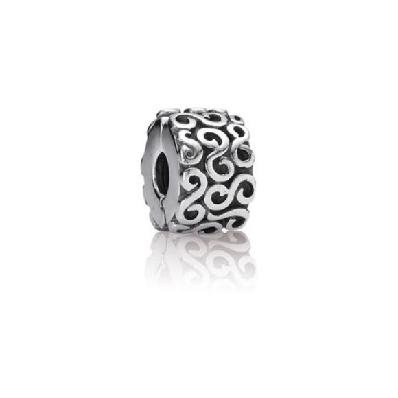 Pandora “S” Clip - Picture 1 of 4